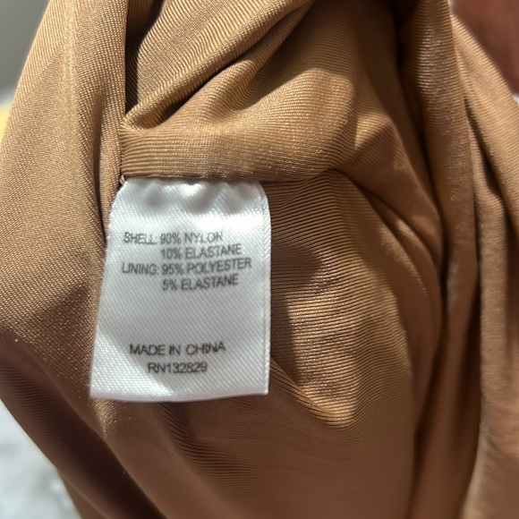 Majorelle Bandit White  Lace Dress in XL - Picture 9 of 10